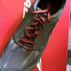 Men’s shoes. Brand new in box